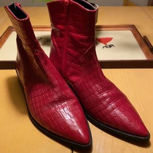 Free people red boots ❤️